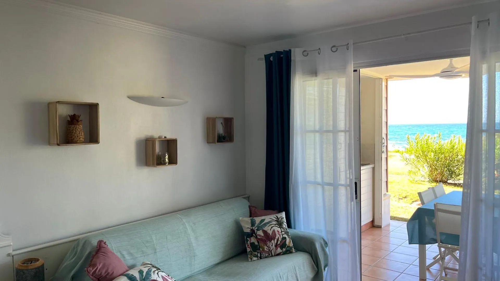 Appartement Studio Ti Karanbol RDC vue mer dans Résidence Pierre&Vacances Sainte-Anne